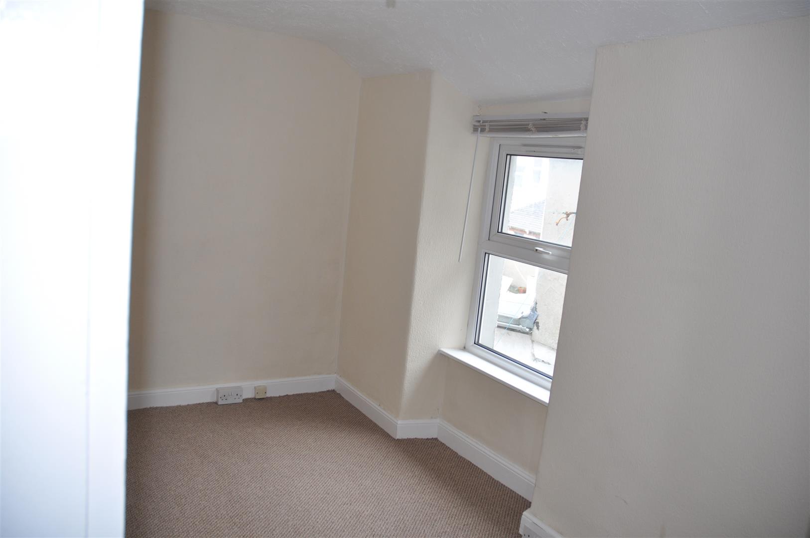 3 bedroom end terraced house Let in Holyhead - Image.