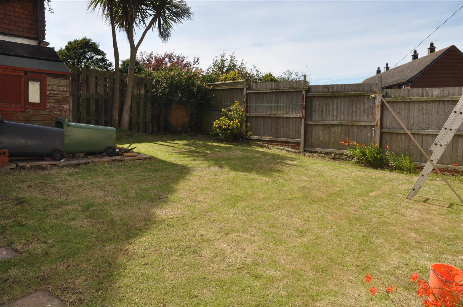 4 bedroom end terraced house Let in Holyhead - Image.