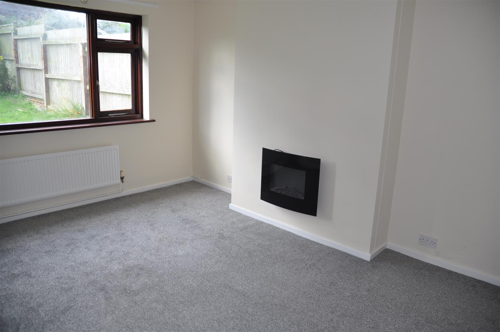 4 bedroom end terraced house Let in Holyhead - Image.