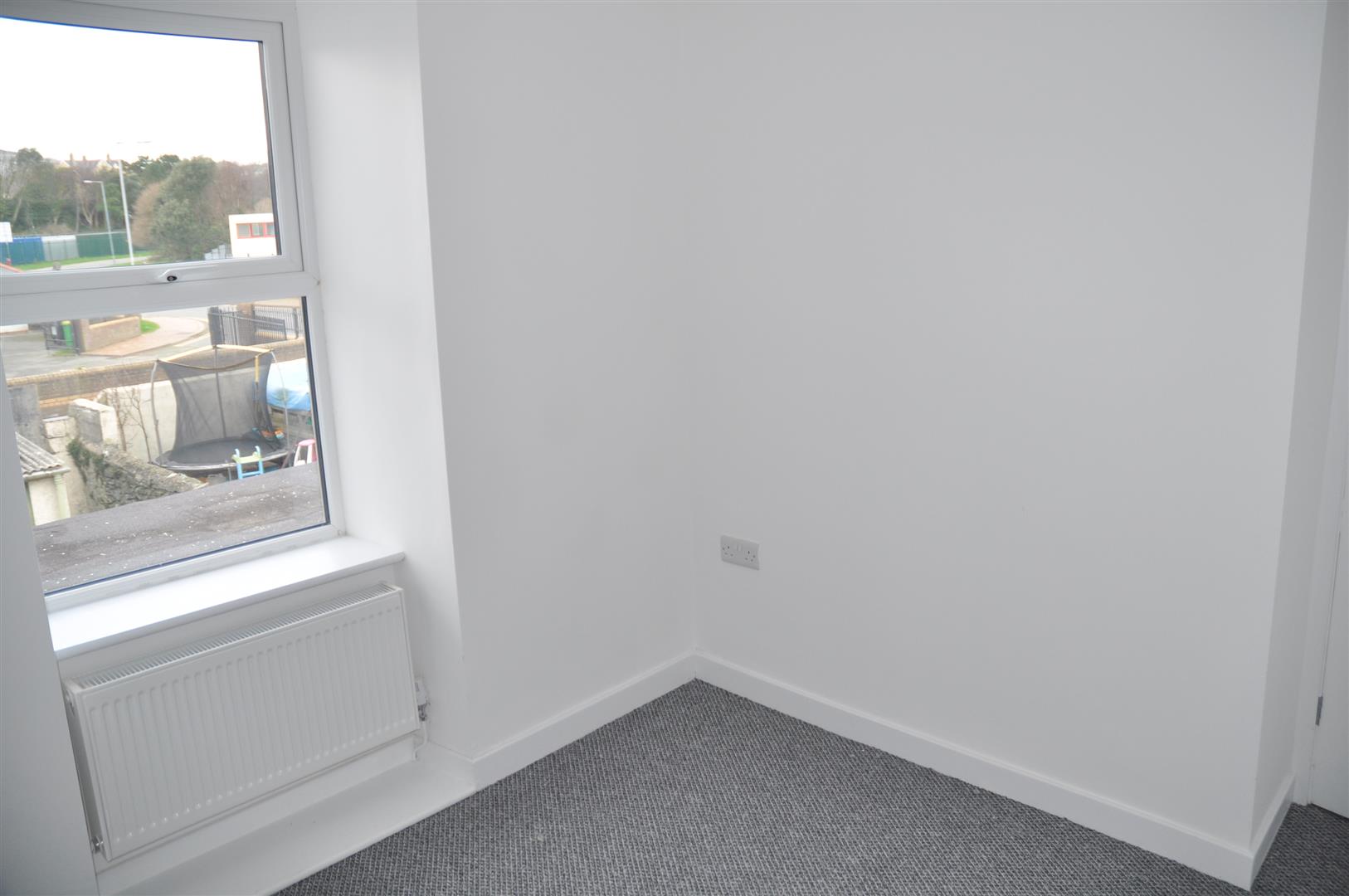 2 bedroom mid terraced house Let Agreed in Holyhead - Image.