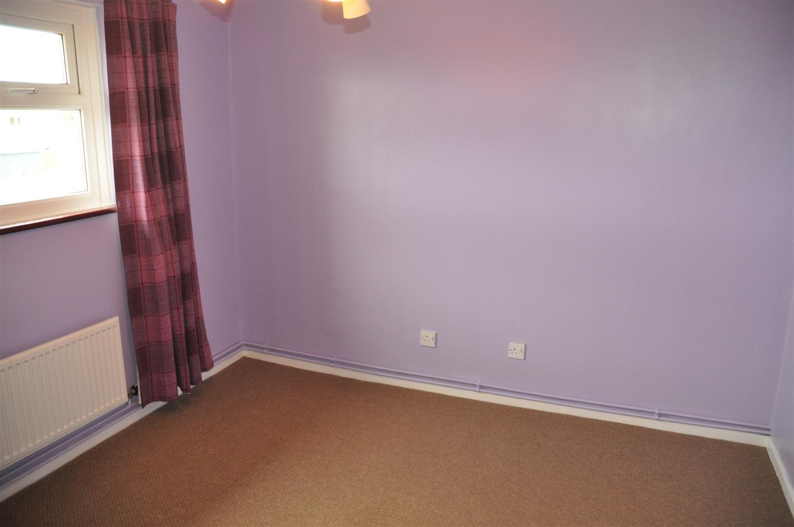 3 bedroom semi-detached house Let Agreed in Holyhead - Image.