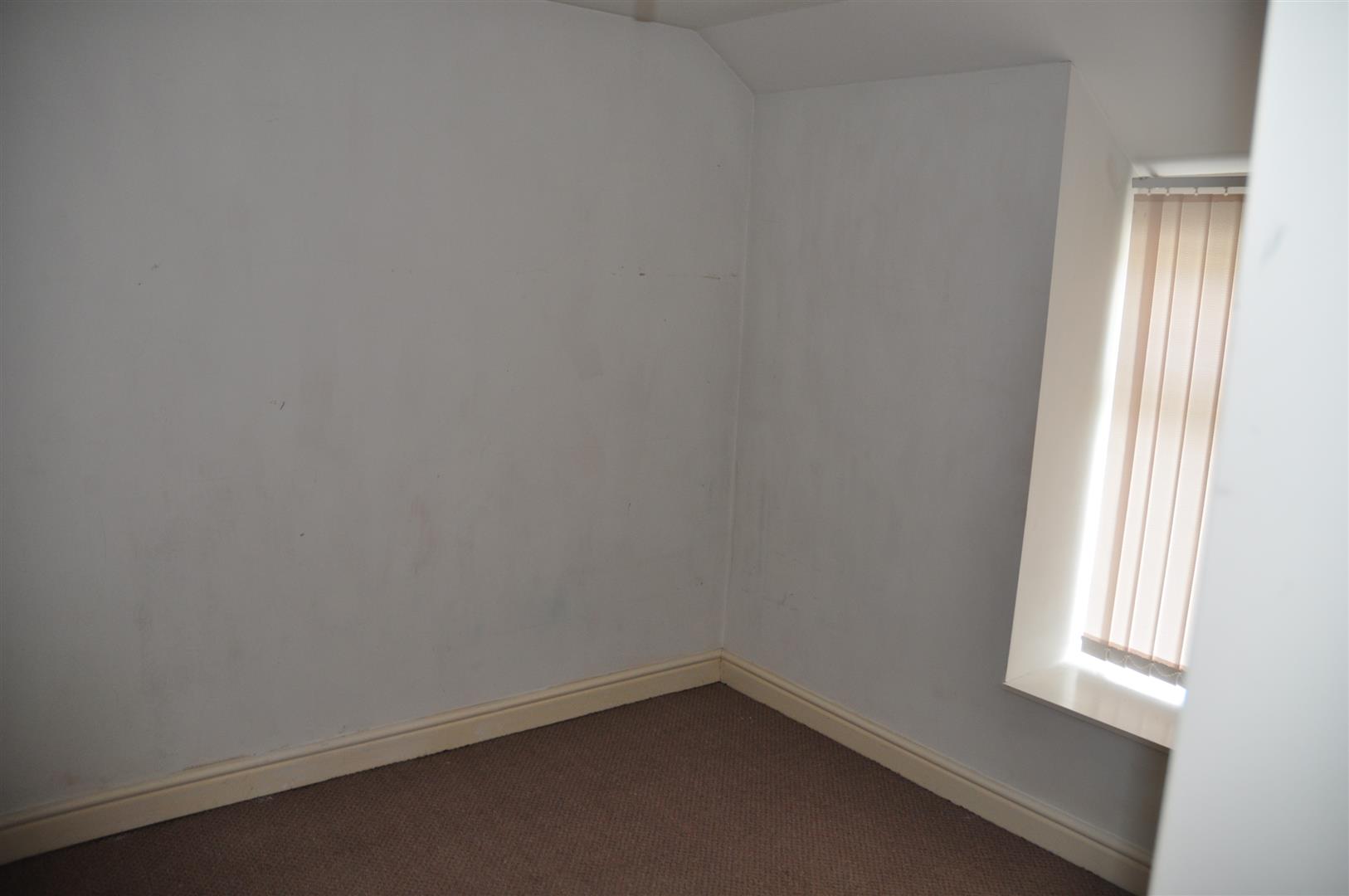 2 bedroom barn conversion house Let Agreed in Holyhead - Image.