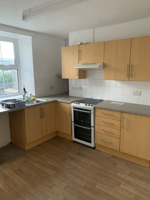 2 bedroom mid terraced house To Let in Llanrhyddlad - Photograph 3.