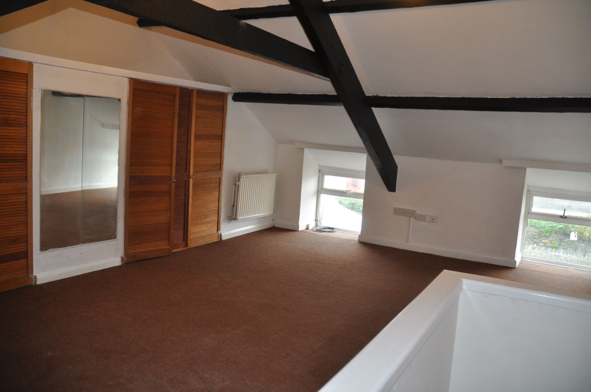 4 bedroom end terraced house Let in Holyhead - Bedroom 4.