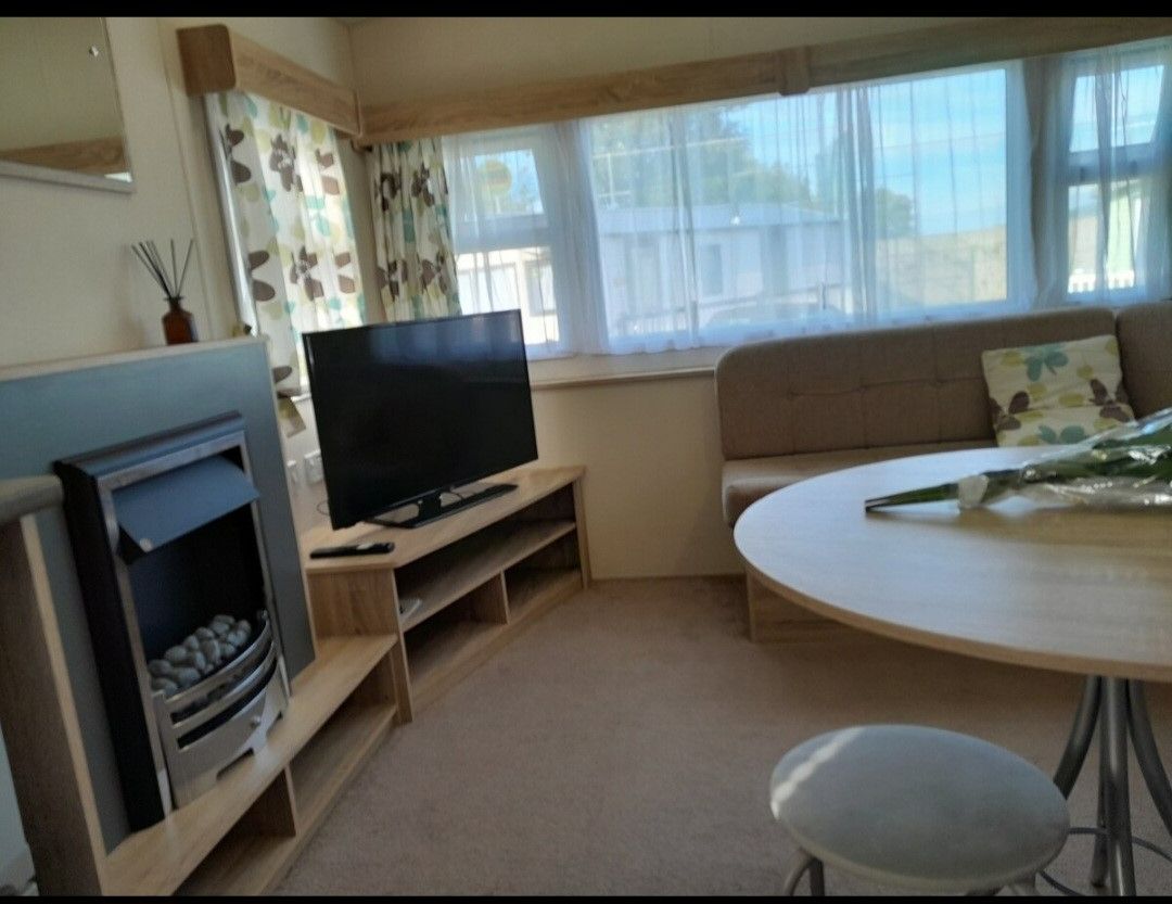 3 bedroom beach hut For Sale in Rhyl - Photograph 2.