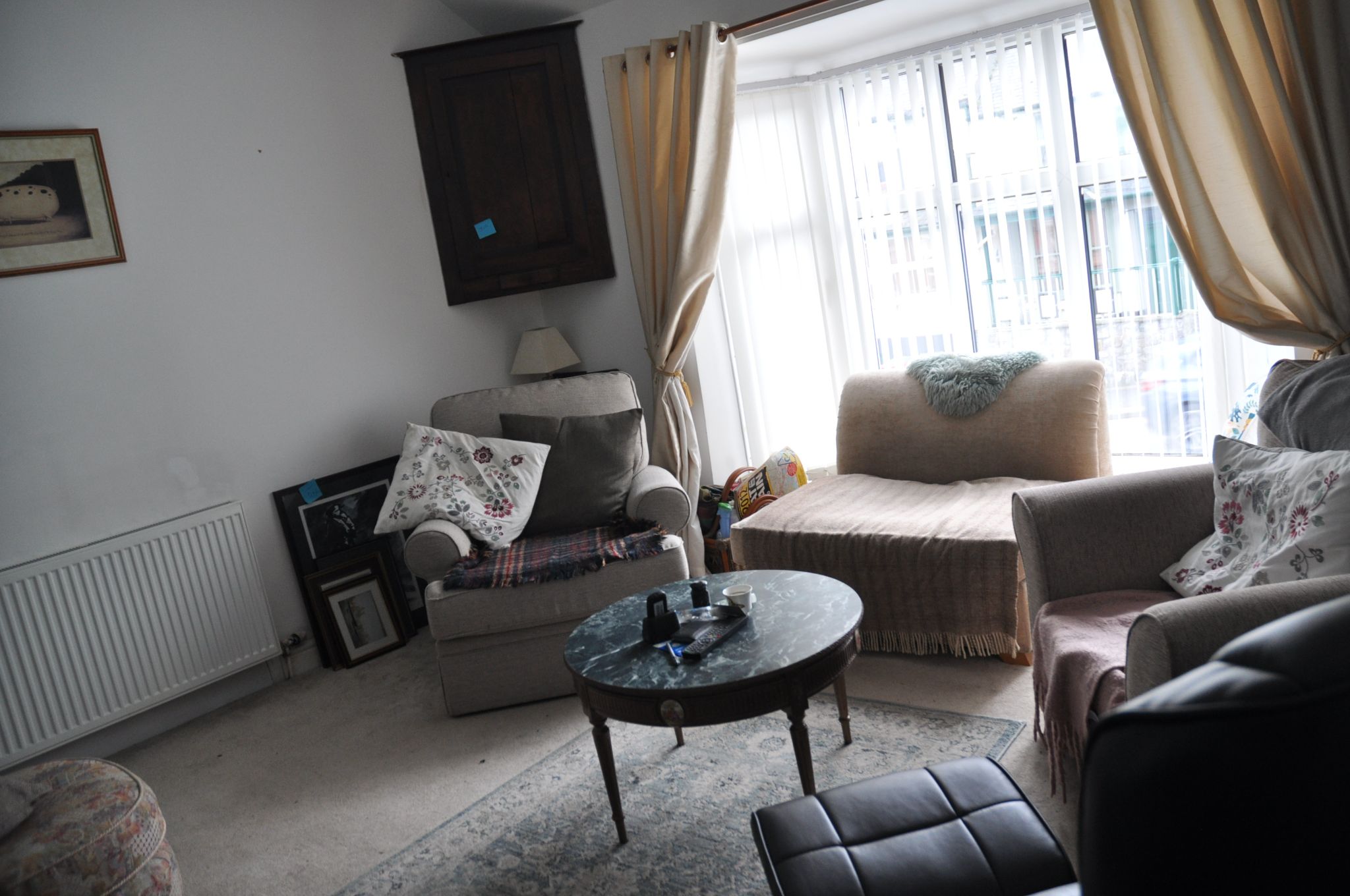 5 bedroom flat flat/apartment Sale Agreed in Llangefni - Photograph 4.