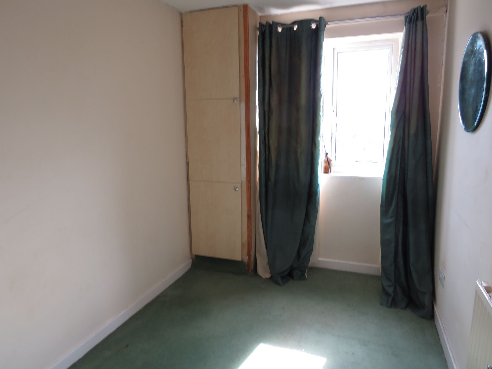 3 bedroom mid terraced house For Sale in Menai Bridge - Photograph 5.