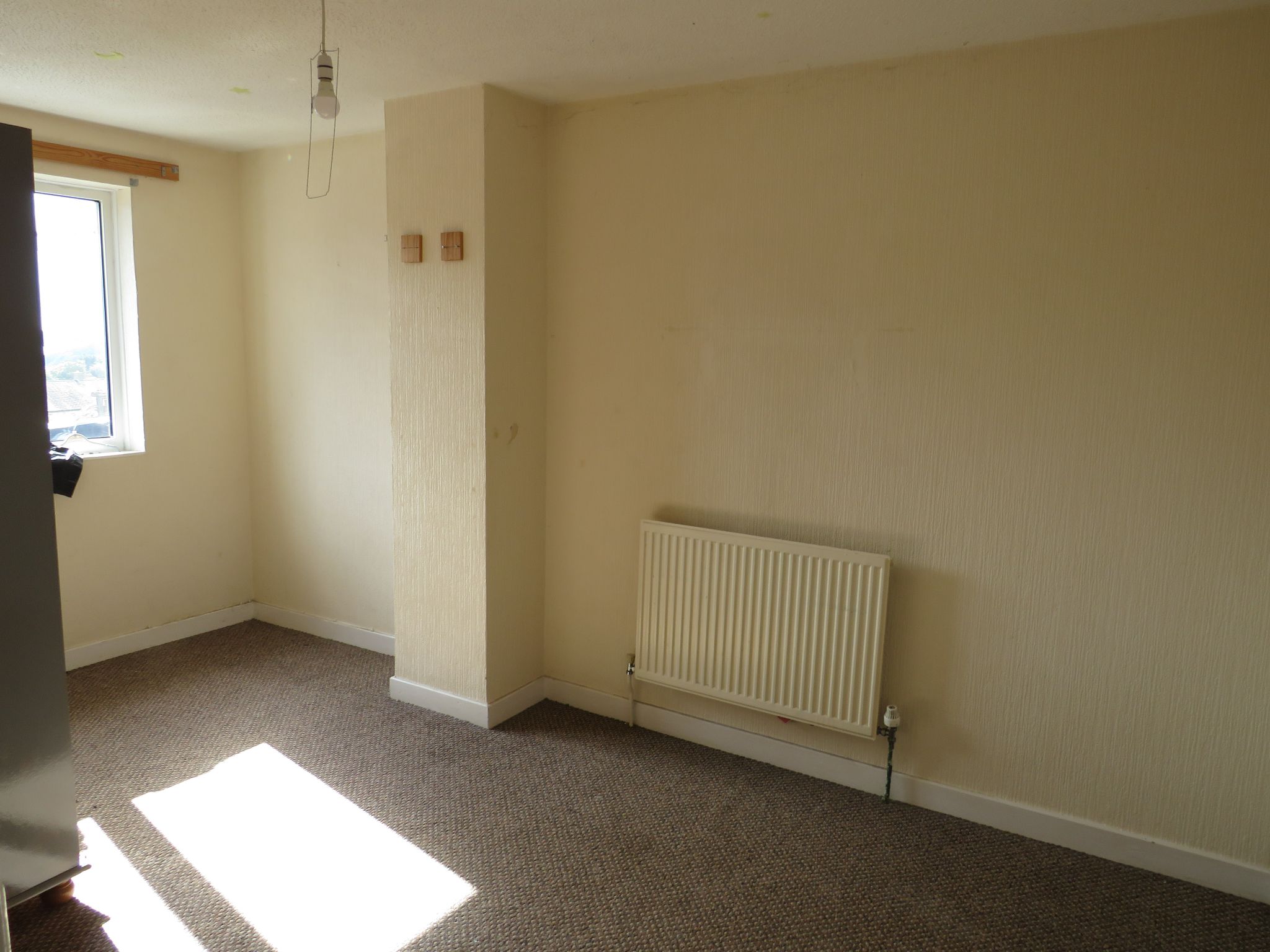 3 bedroom mid terraced house For Sale in Menai Bridge - Photograph 6.