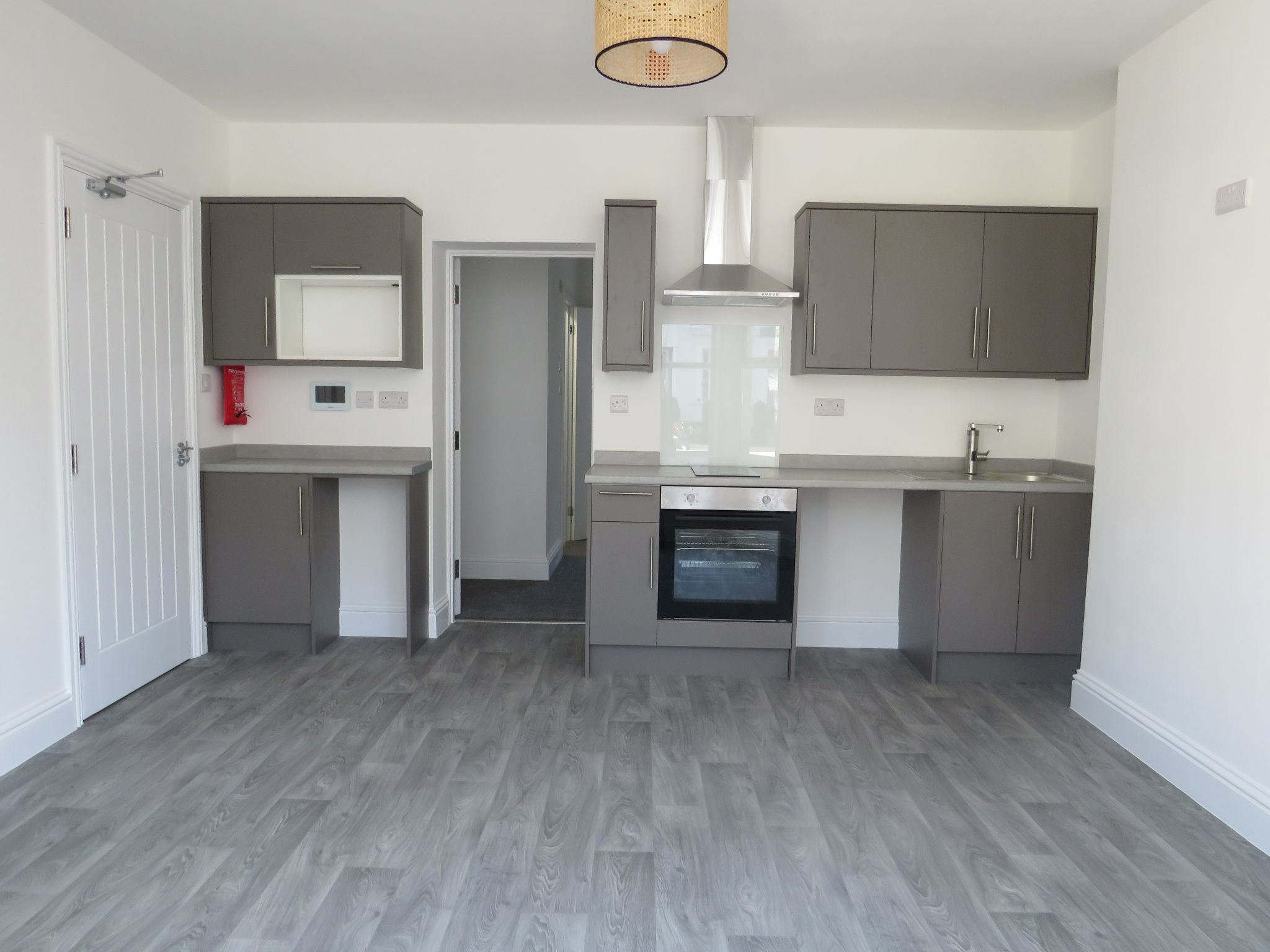 1 bedroom ground floor flat/apartment To Let in Llandudno - Property photograph.