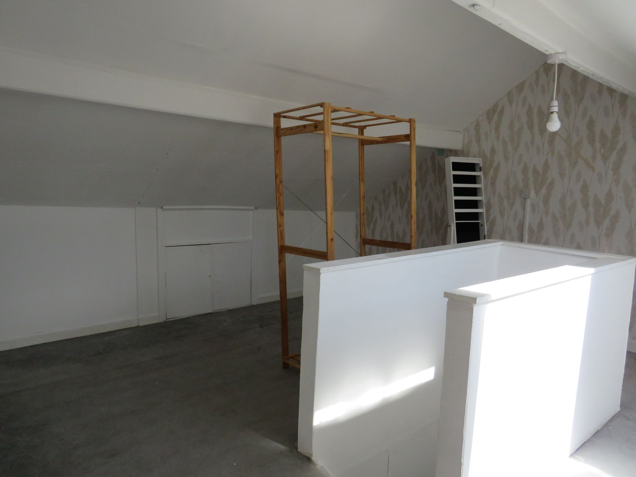 2 bedroom mid terraced house For Sale in Holyhead - Photograph 9.