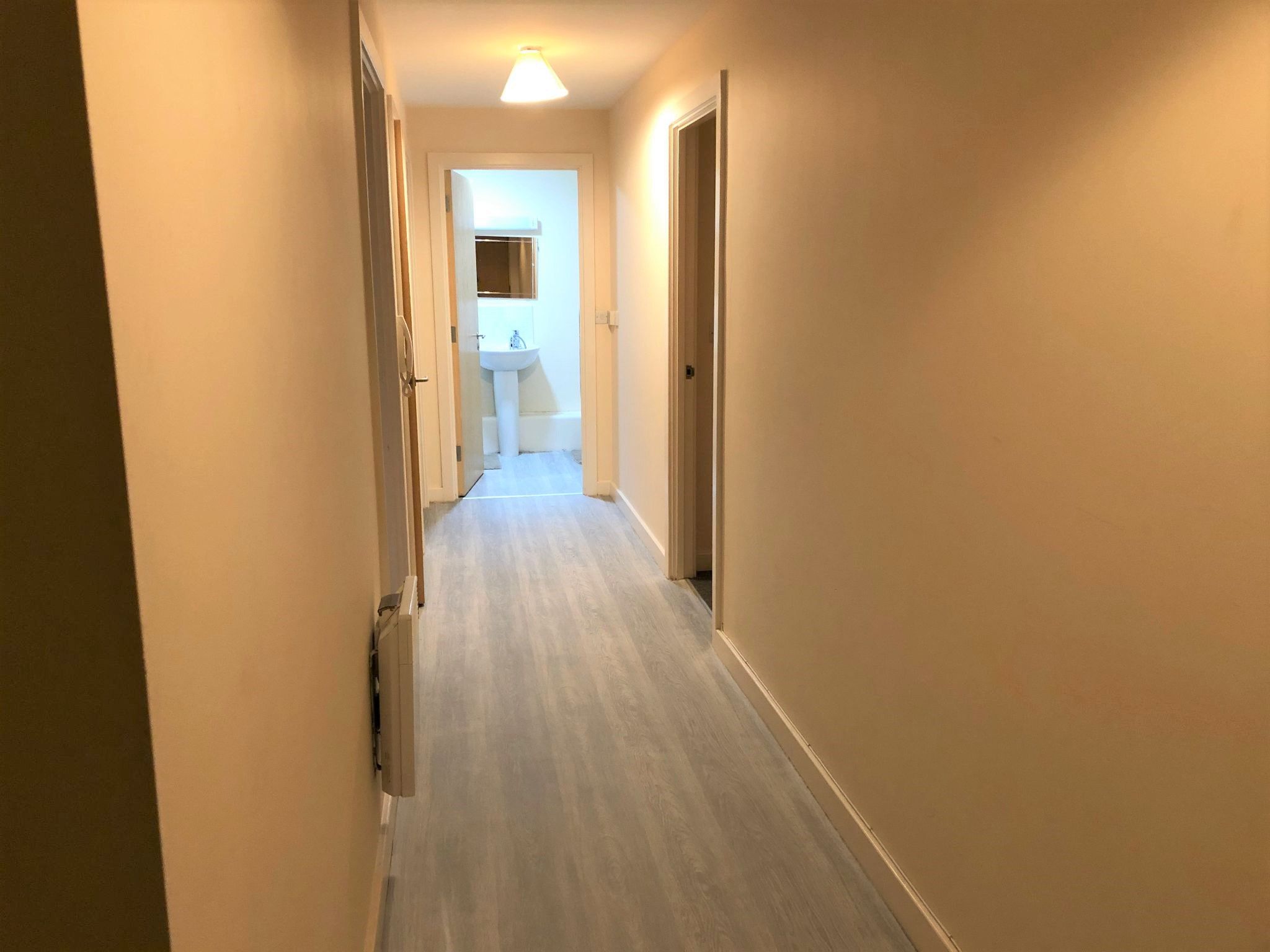 2 bedroom apartment flat/apartment For Sale in Coventry - Photograph 4.