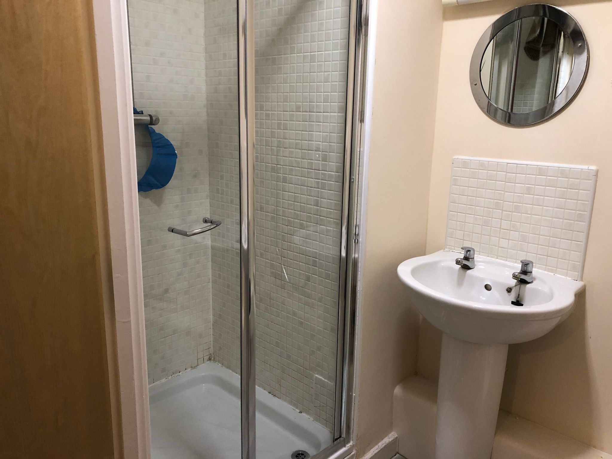 2 bedroom apartment flat/apartment For Sale in Coventry - Photograph 11.