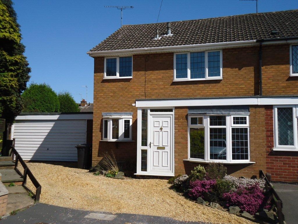 3 bedroom semi-detached house Let Agreed in Bedworth - Main Image.
