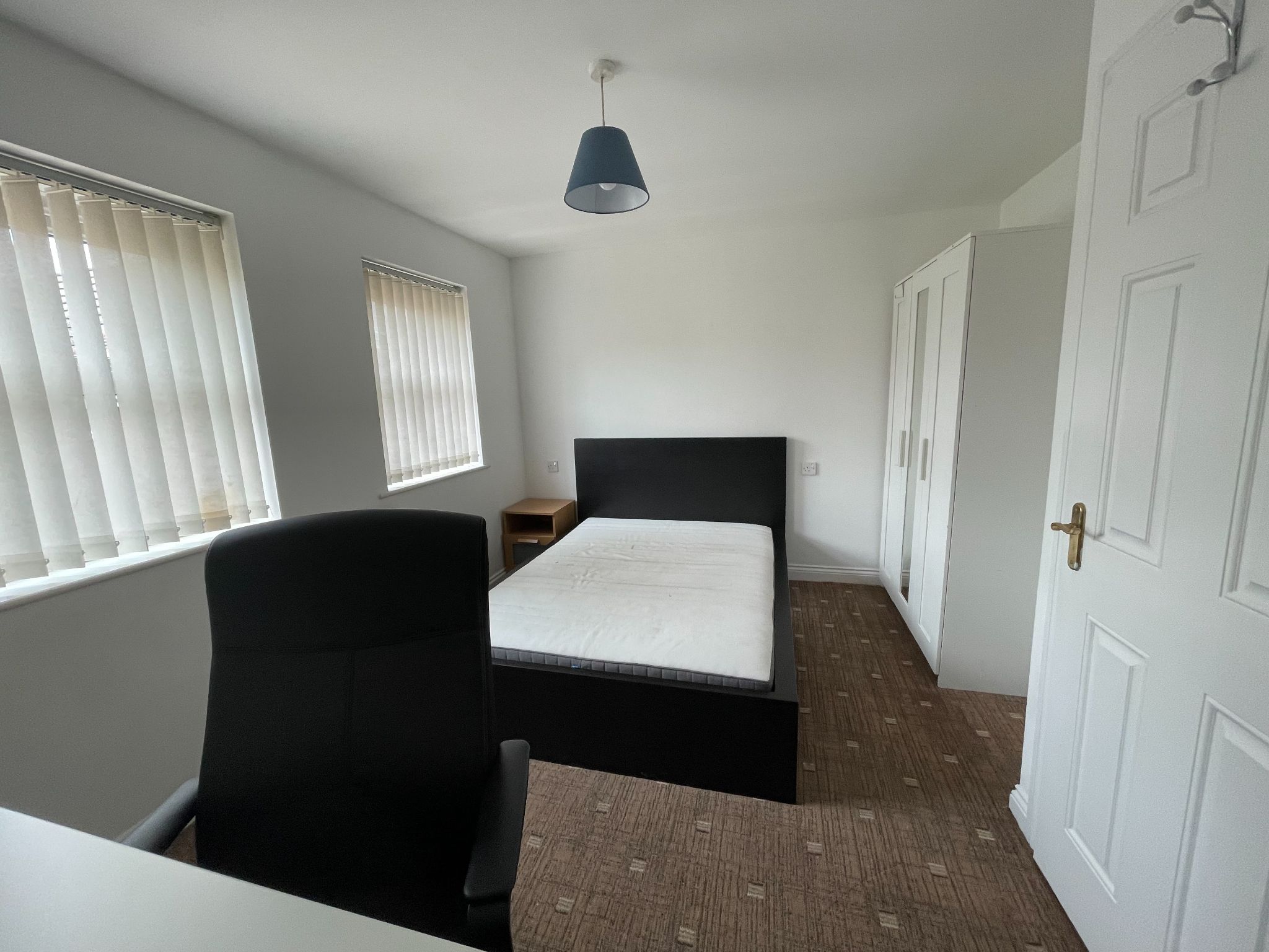 3 bedroom mid terraced house Let in Coventry - Photograph 12.
