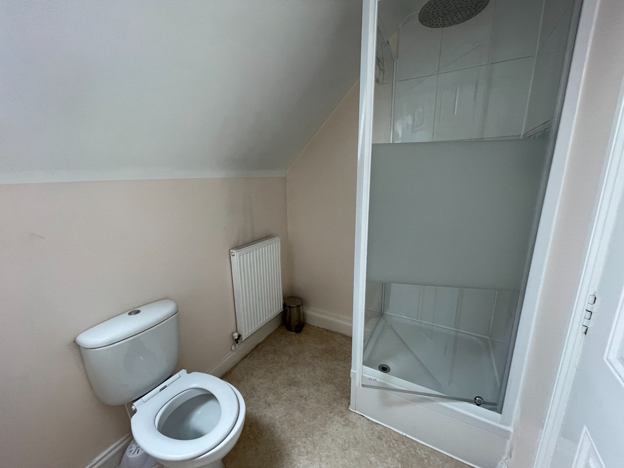 3 bedroom mid terraced house Let in Coventry - Photograph 13.