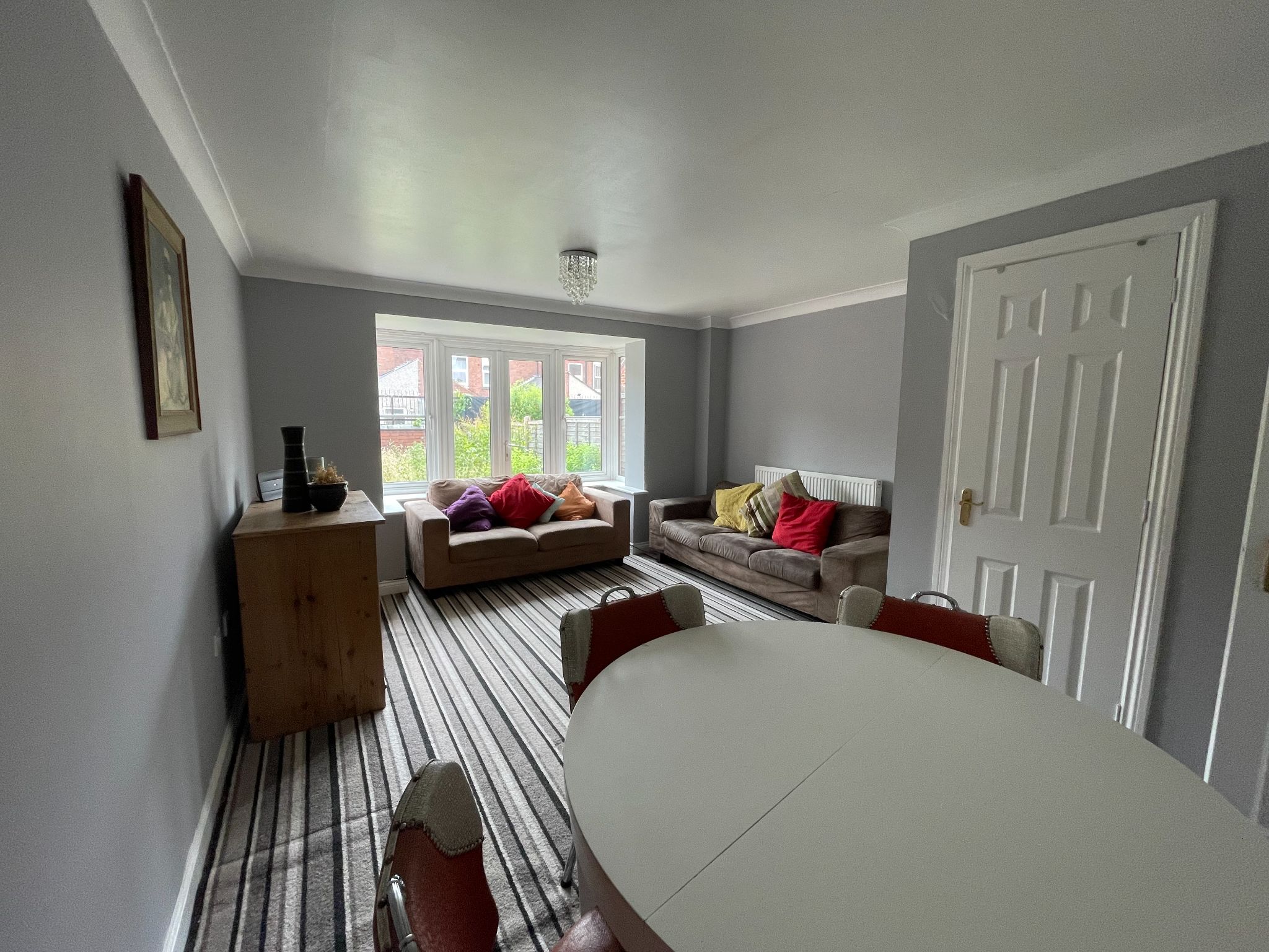 3 bedroom mid terraced house Let in Coventry - Photograph 3.