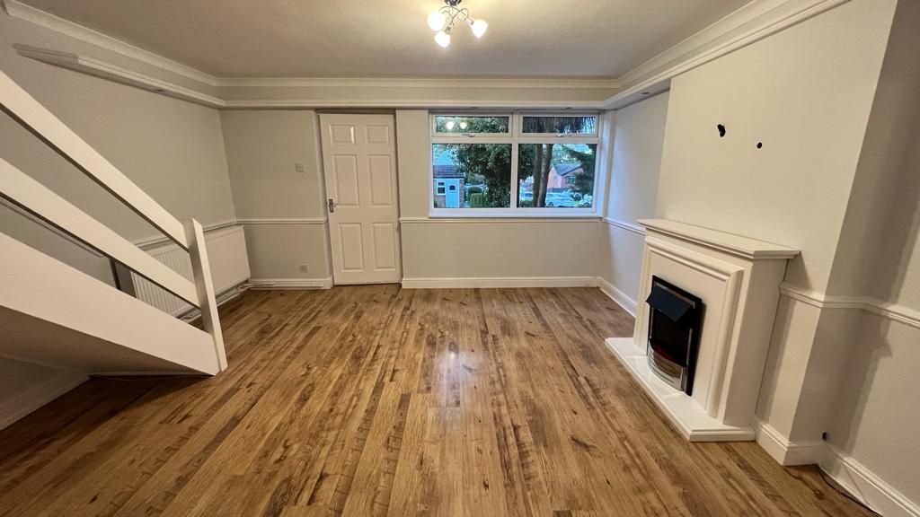 2 bedroom end terraced house Let in Coventry - Photograph 10.