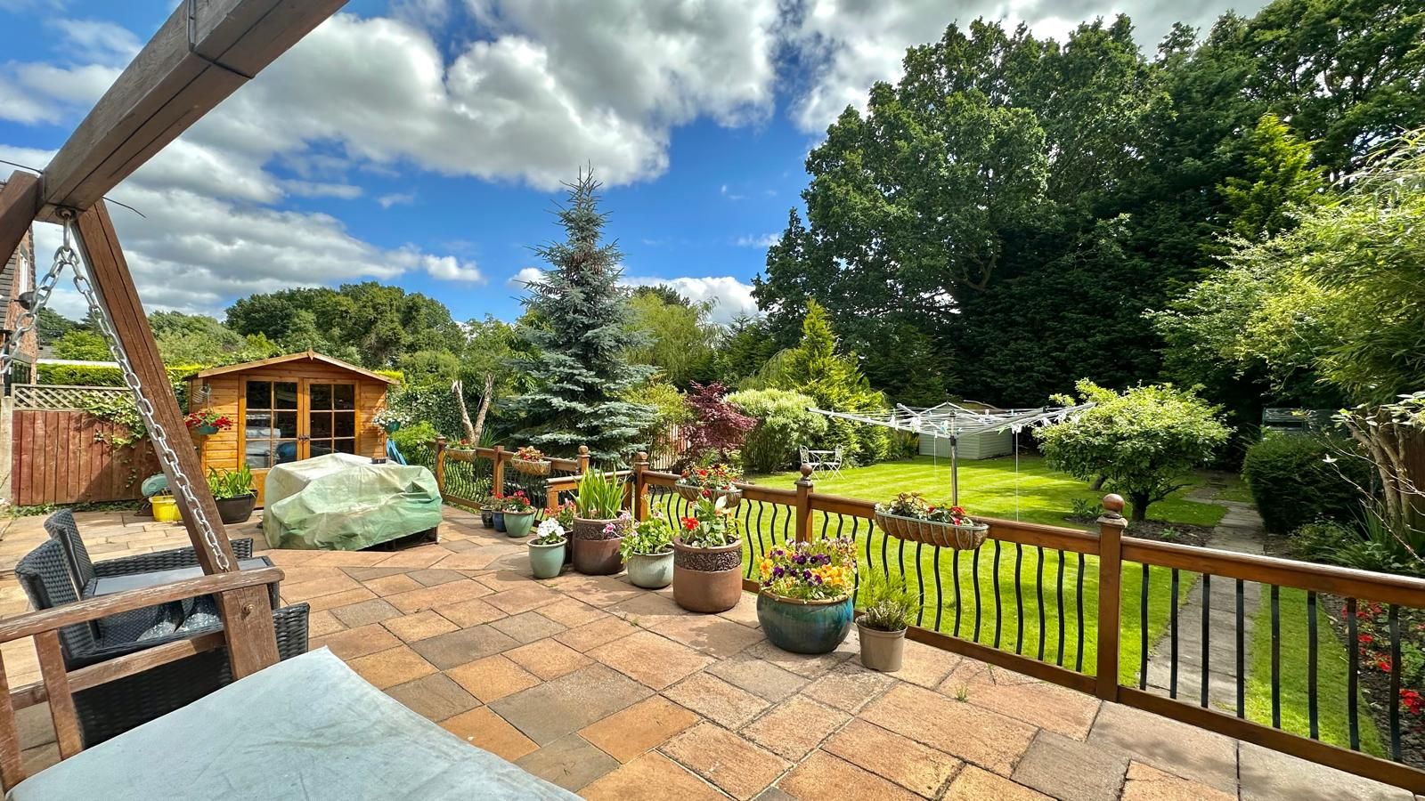 3 bedroom detached bungalow Sold in Coventry - Photograph 21.
