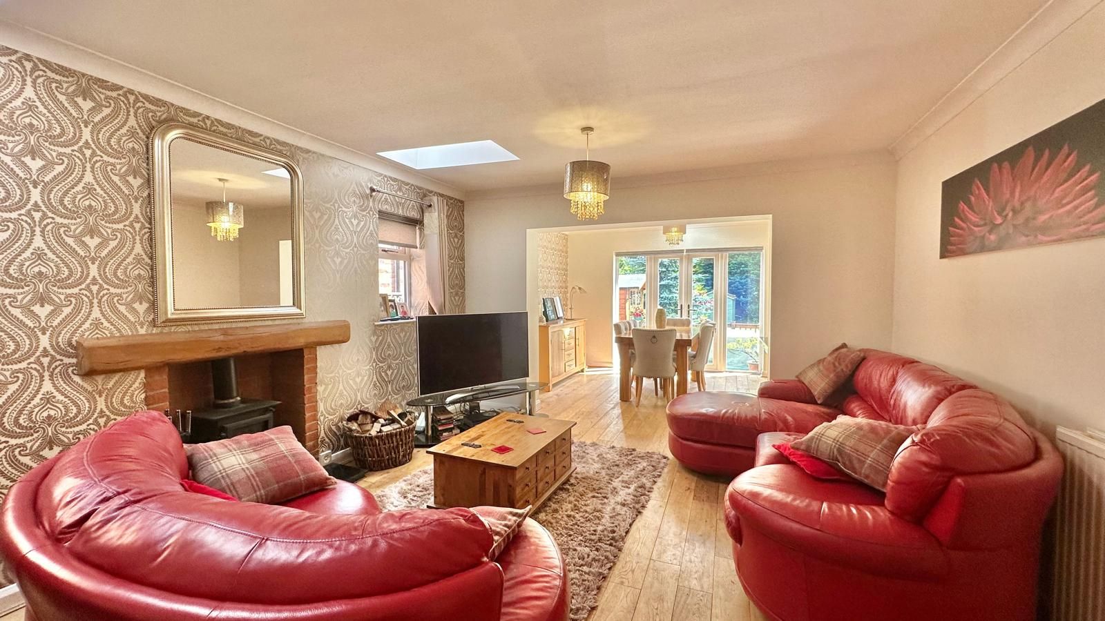 3 bedroom detached bungalow Sold in Coventry - Photograph 10.