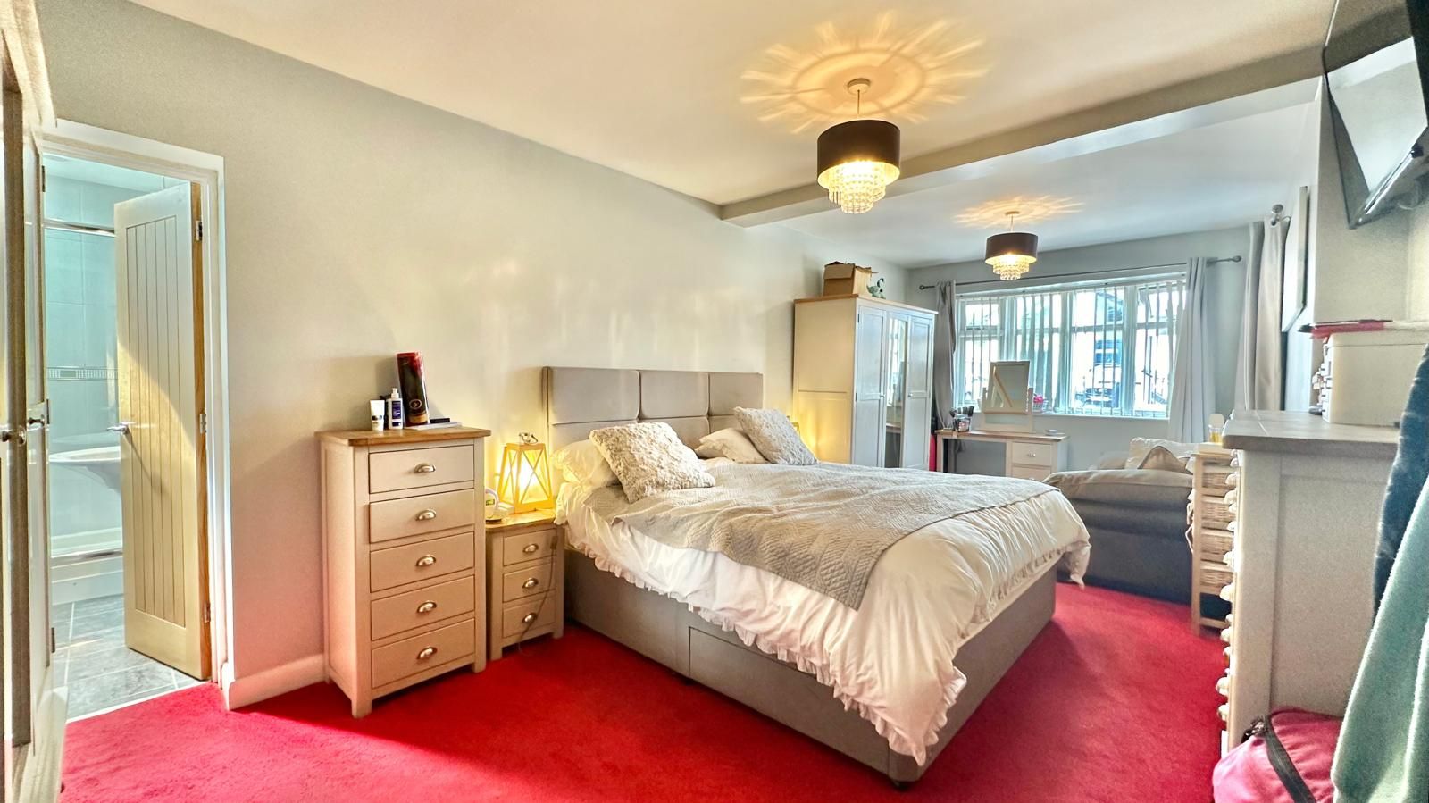 3 bedroom detached bungalow Sold in Coventry - Photograph 14.