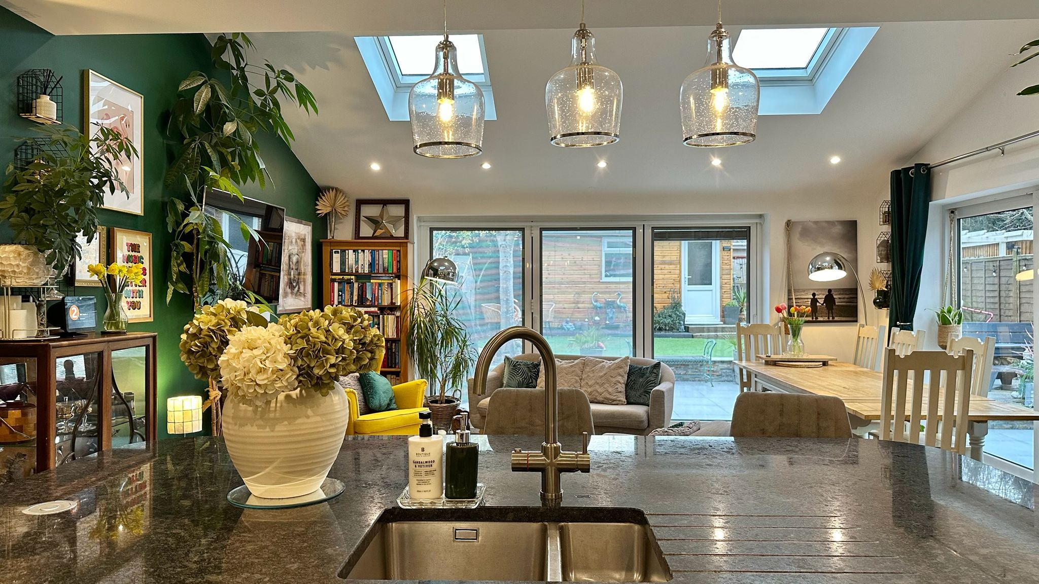 3 bedroom semi-detached house SSTC in Coventry - Photograph 8.