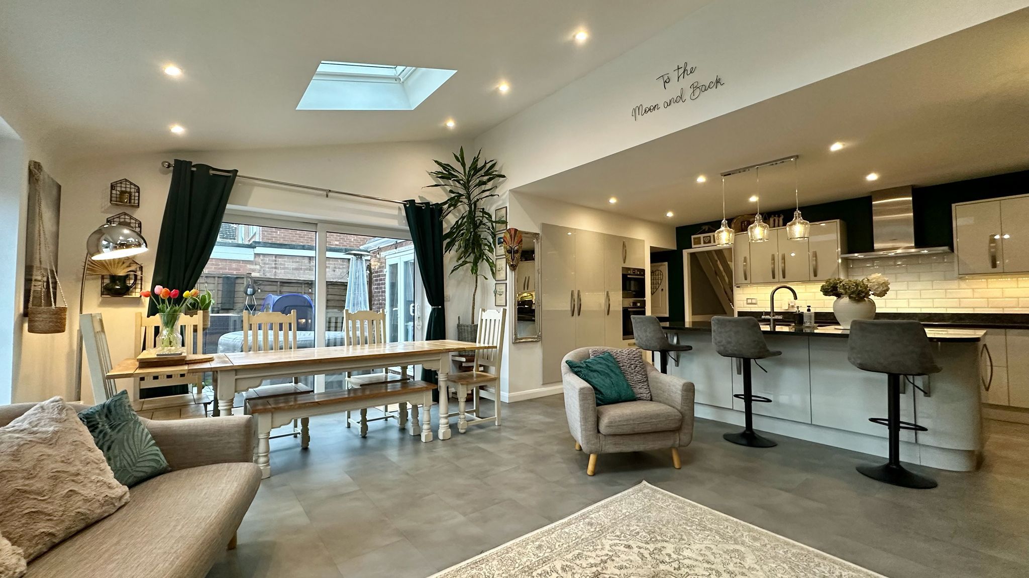 3 bedroom semi-detached house SSTC in Coventry - Photograph 3.