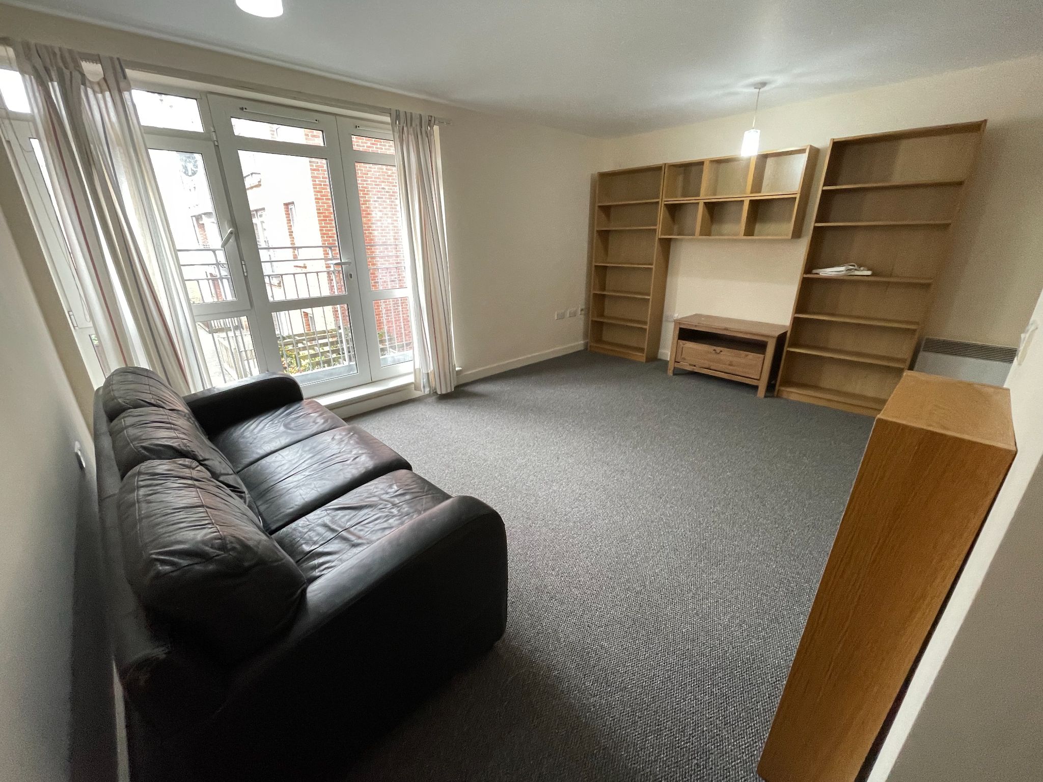 2 bedroom apartment flat/apartment Let in Coventry - Photograph 5.