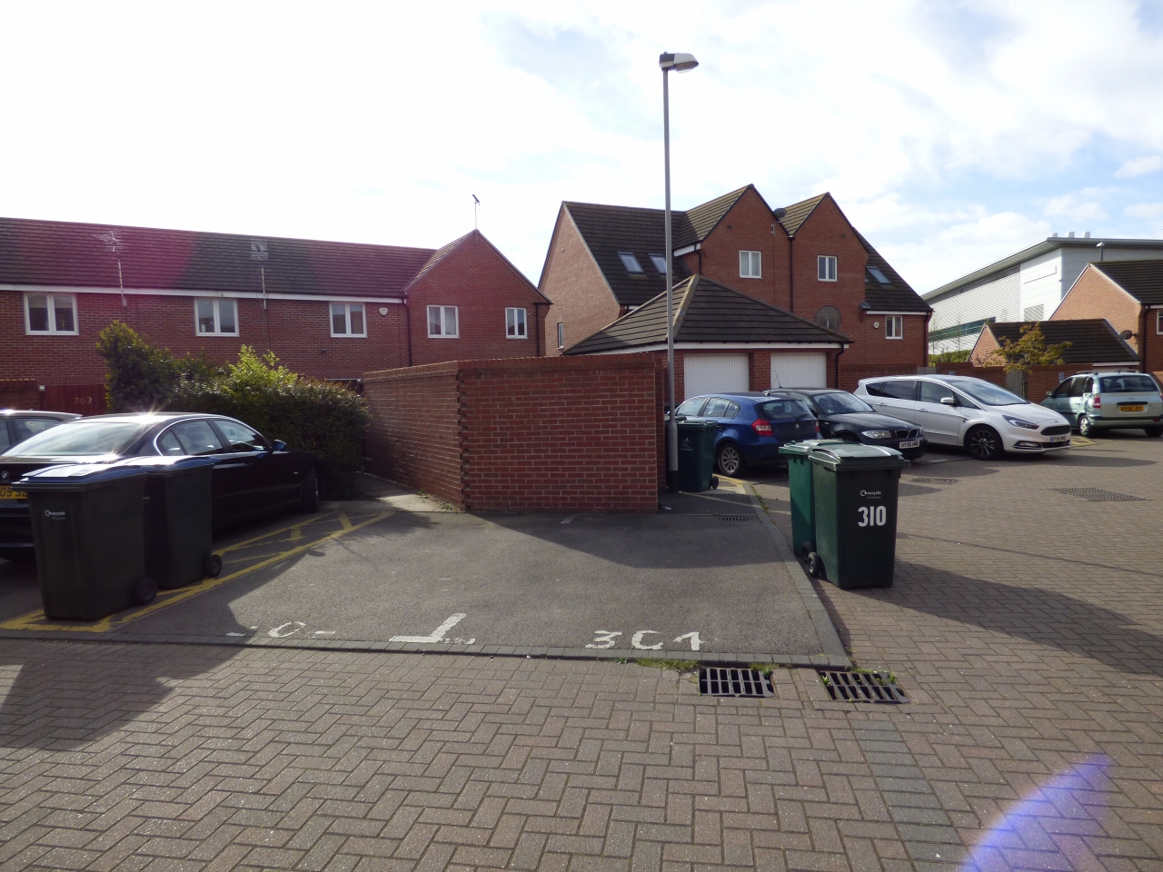 2 bedroom mid terraced house Let in Coventry - Photograph 13.