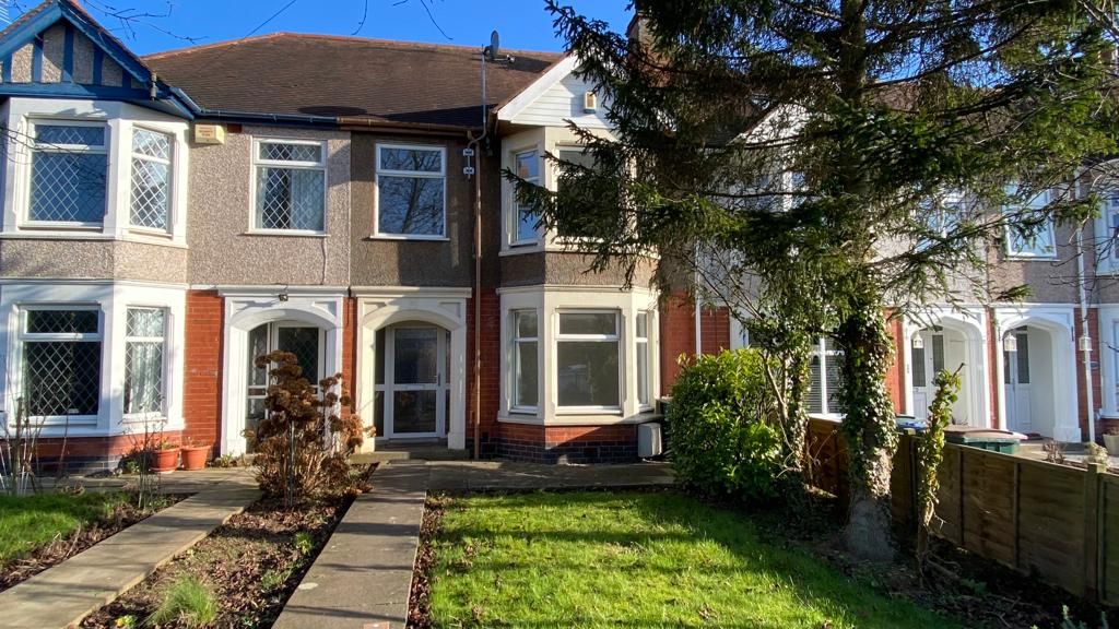 3 bedroom mid terraced house Let in Coventry - Photograph 1.