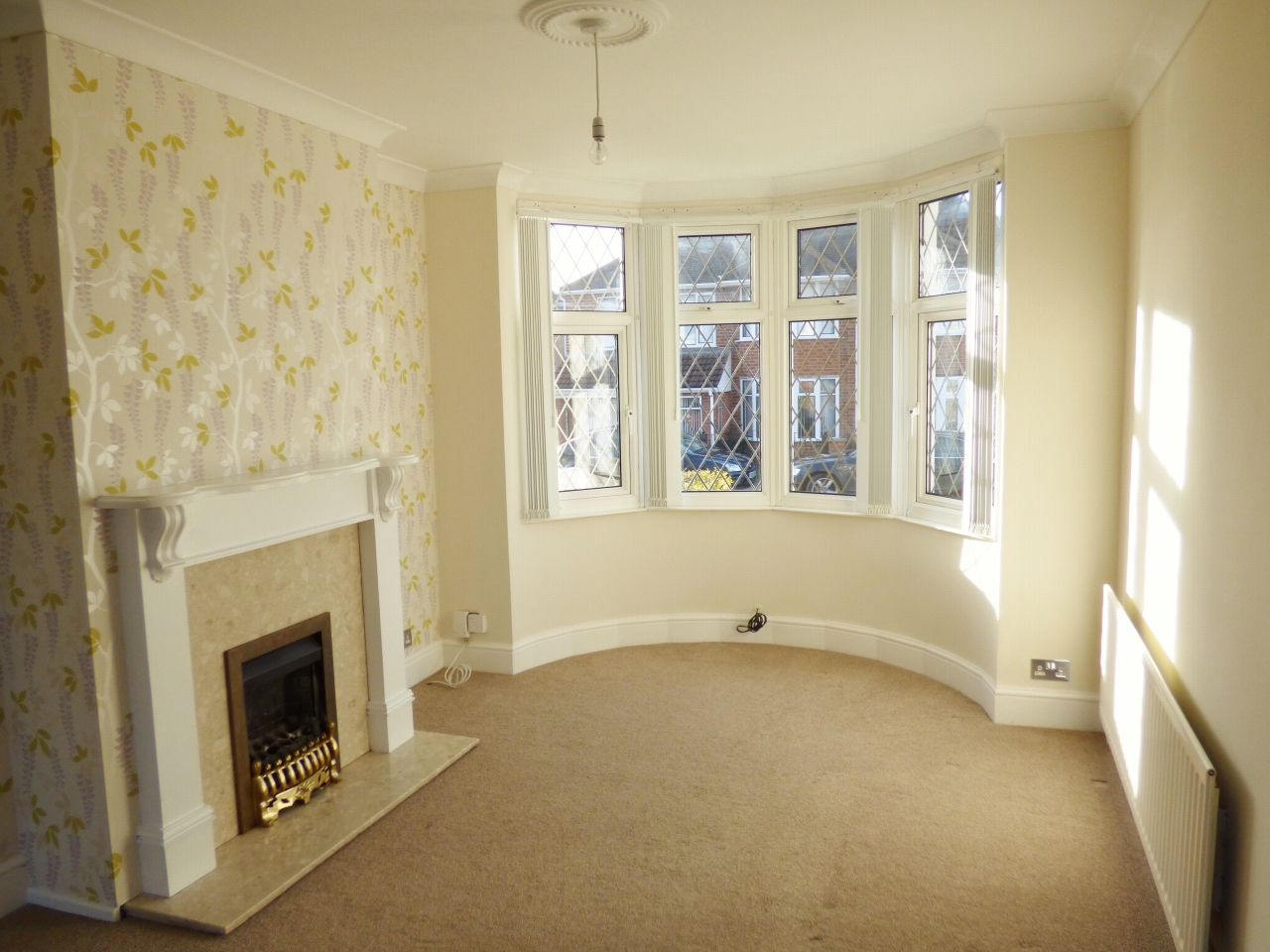 3 bedroom mid terraced house To Let in Coventry - Photograph 3.