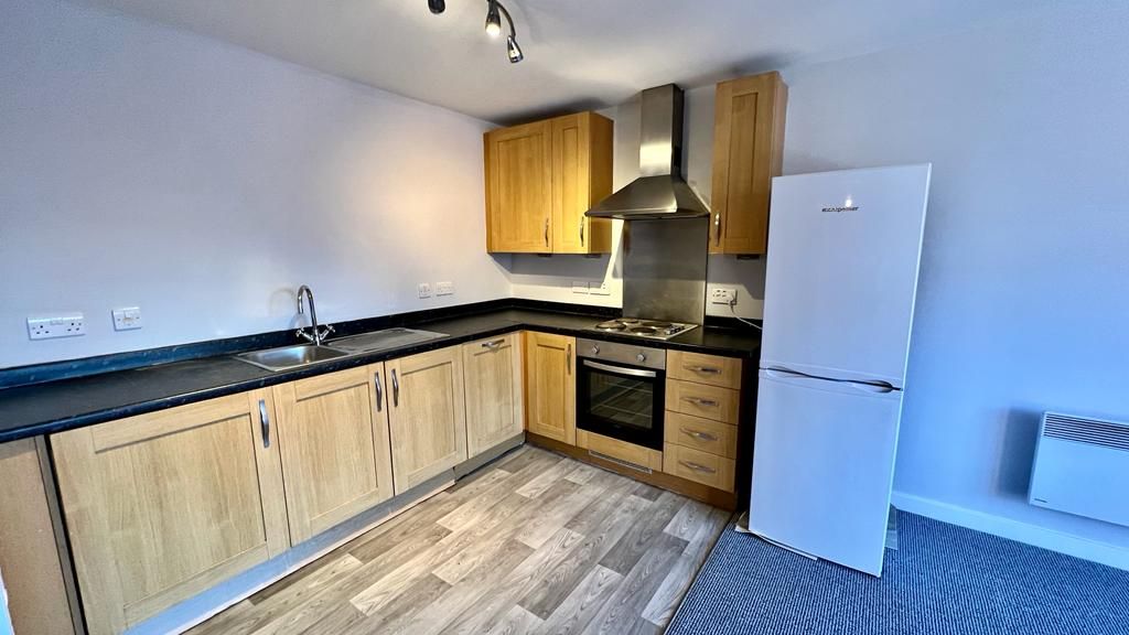 2 bedroom apartment flat/apartment For Sale in Coventry - Photograph 4.