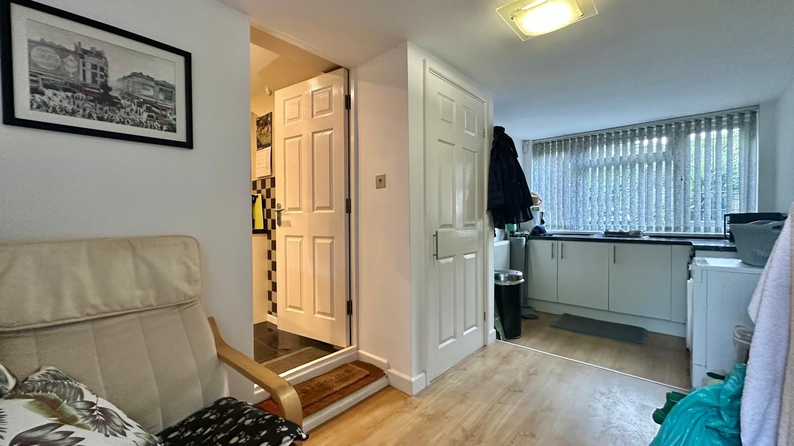 3 bedroom detached house SSTC in Coventry - Photograph 8.