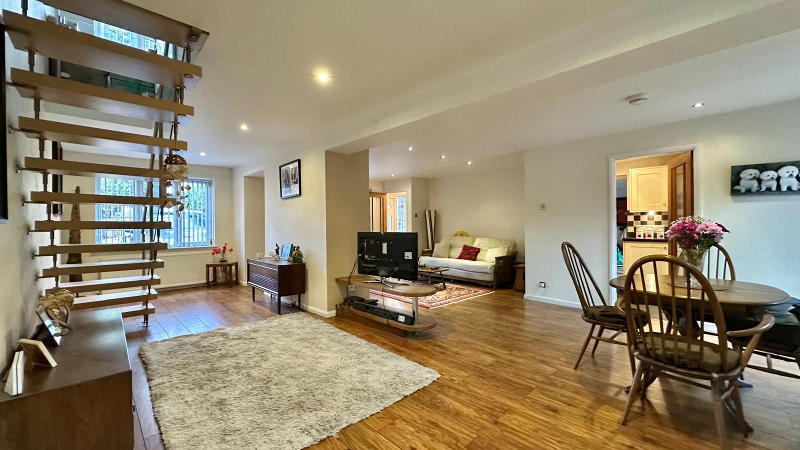 3 bedroom detached house SSTC in Coventry - Property photograph.