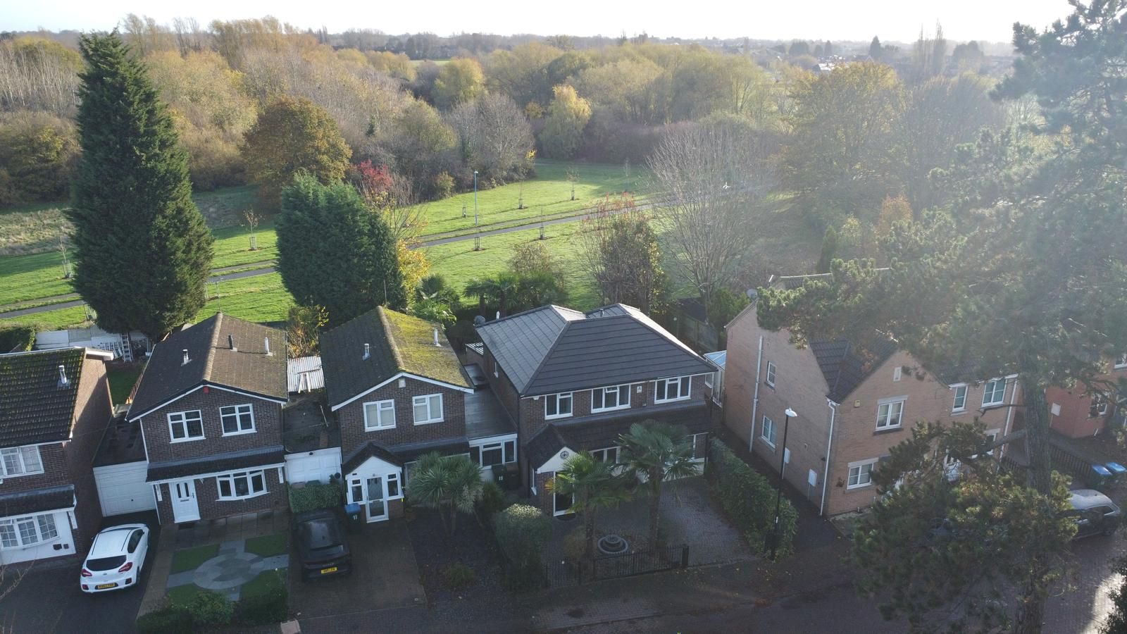 3 bedroom detached house SSTC in Coventry - Photograph 30.