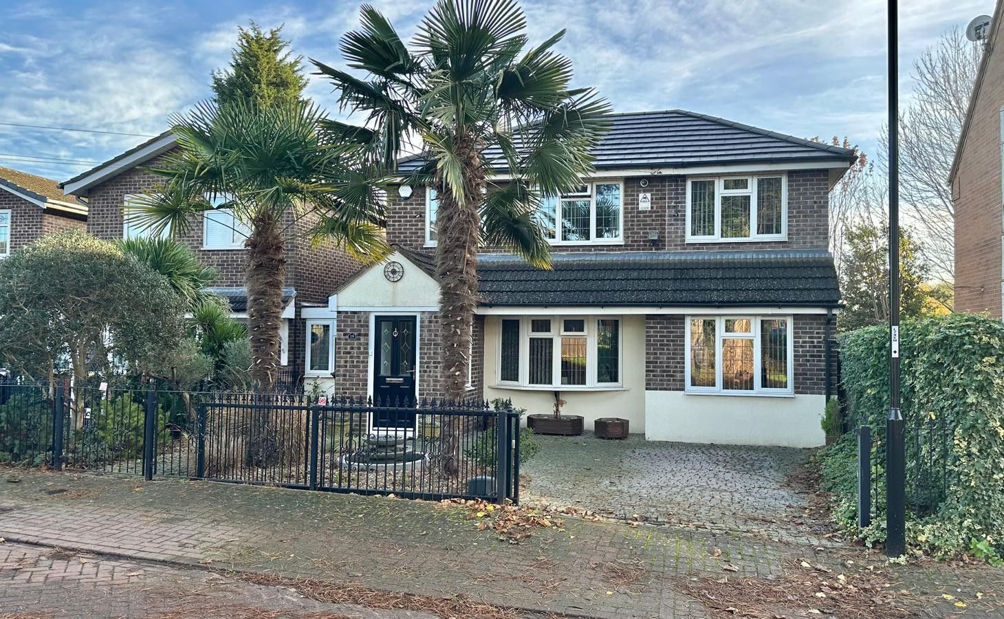 3 bedroom detached house SSTC in Coventry - Property photograph.