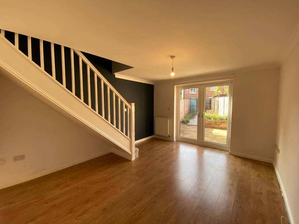 2 bedroom mid terraced house Let in Coventry - Photograph 2.