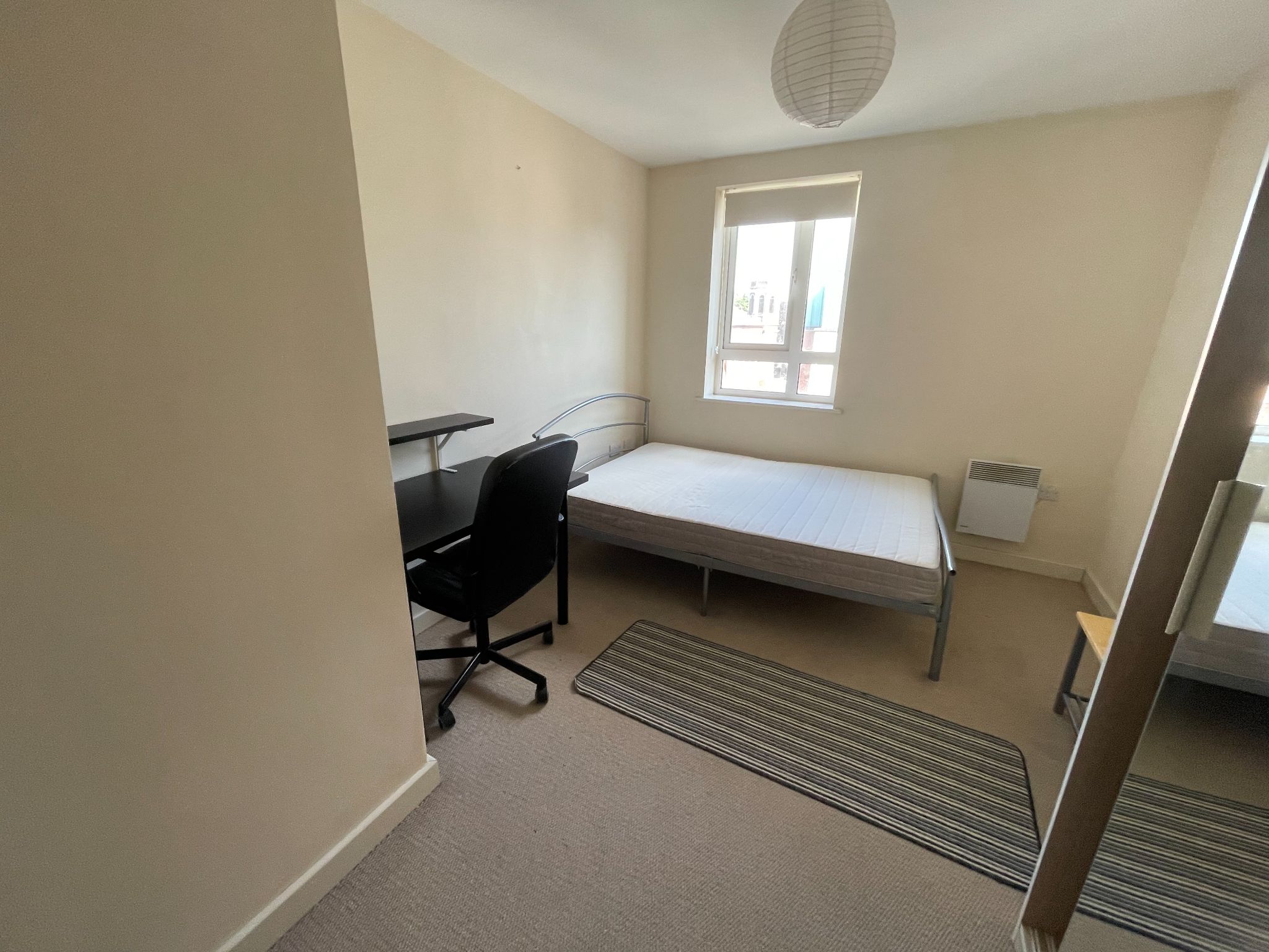 2 bedroom apartment flat/apartment Let in Coventry - Photograph 8.