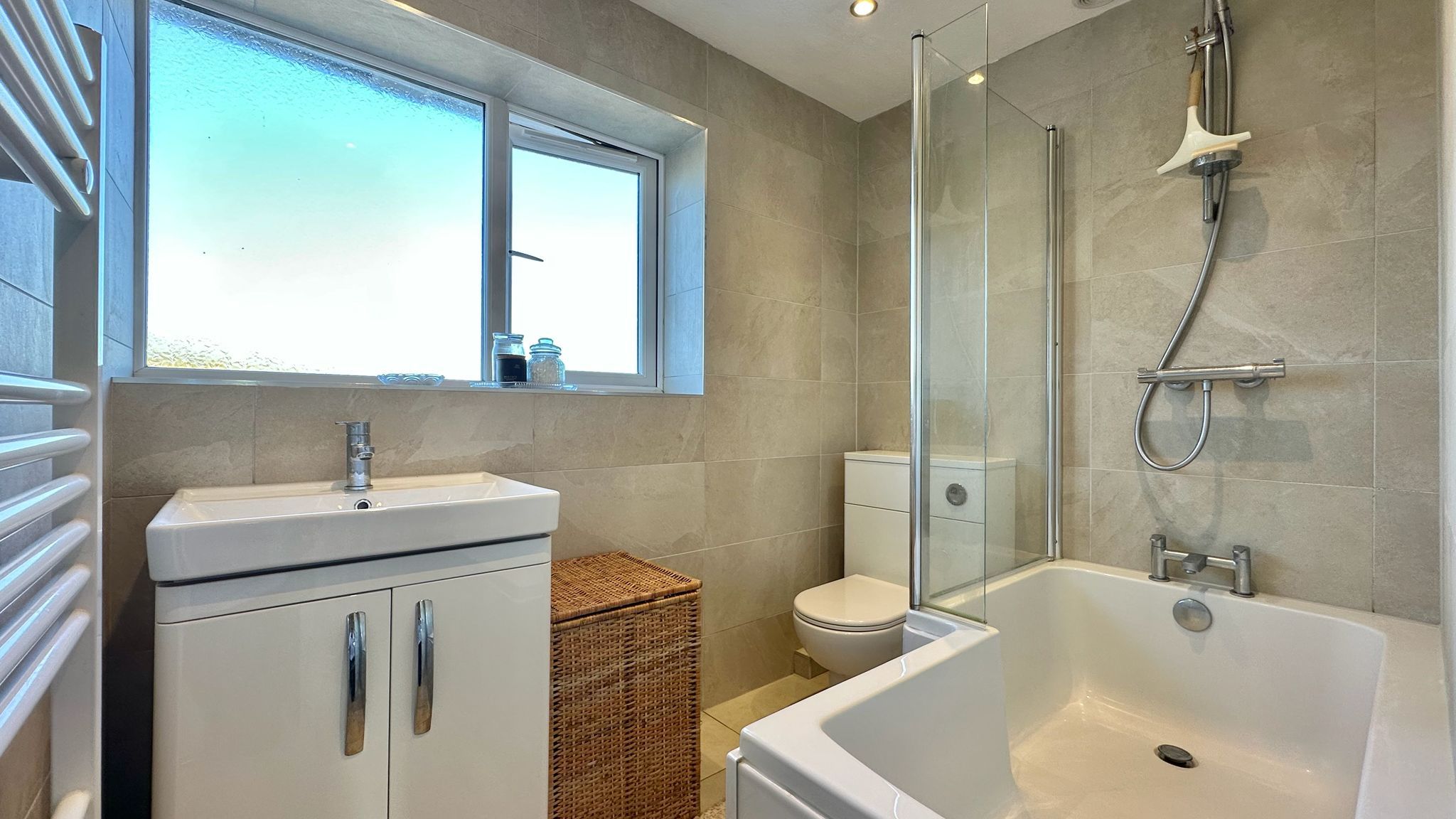 3 bedroom semi-detached house SSTC in Coventry - Photograph 14.
