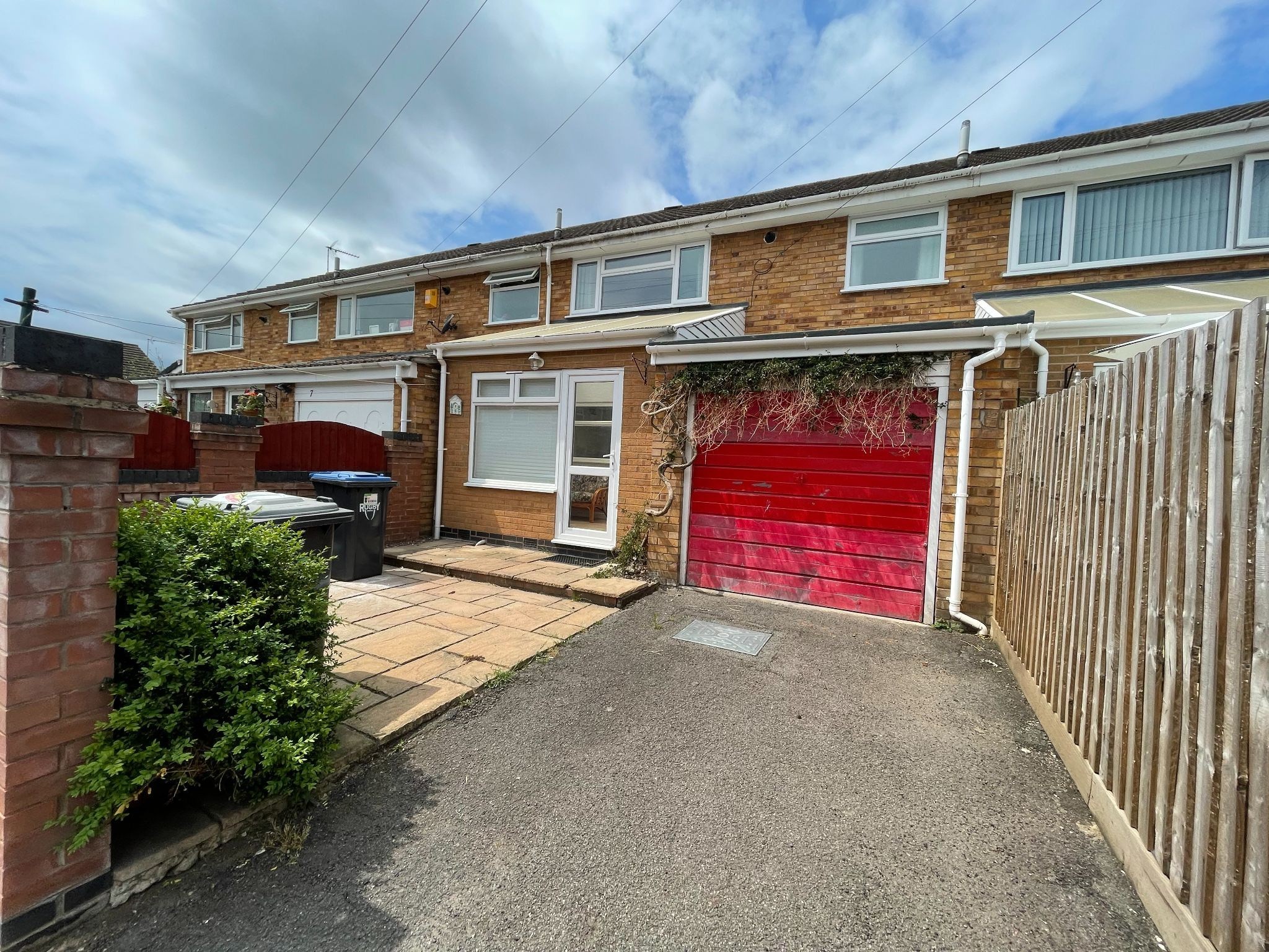 3 bedroom mid terraced house Let in Coventry - Photograph 8.