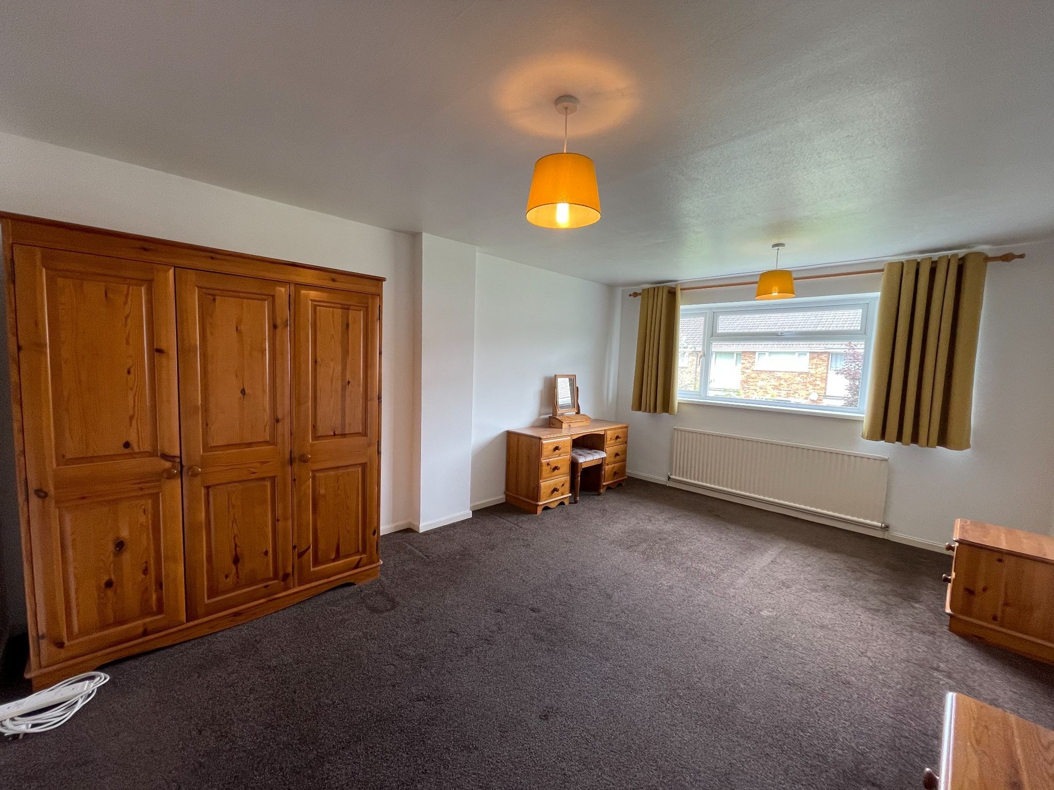 3 bedroom mid terraced house Let in Coventry - Photograph 5.