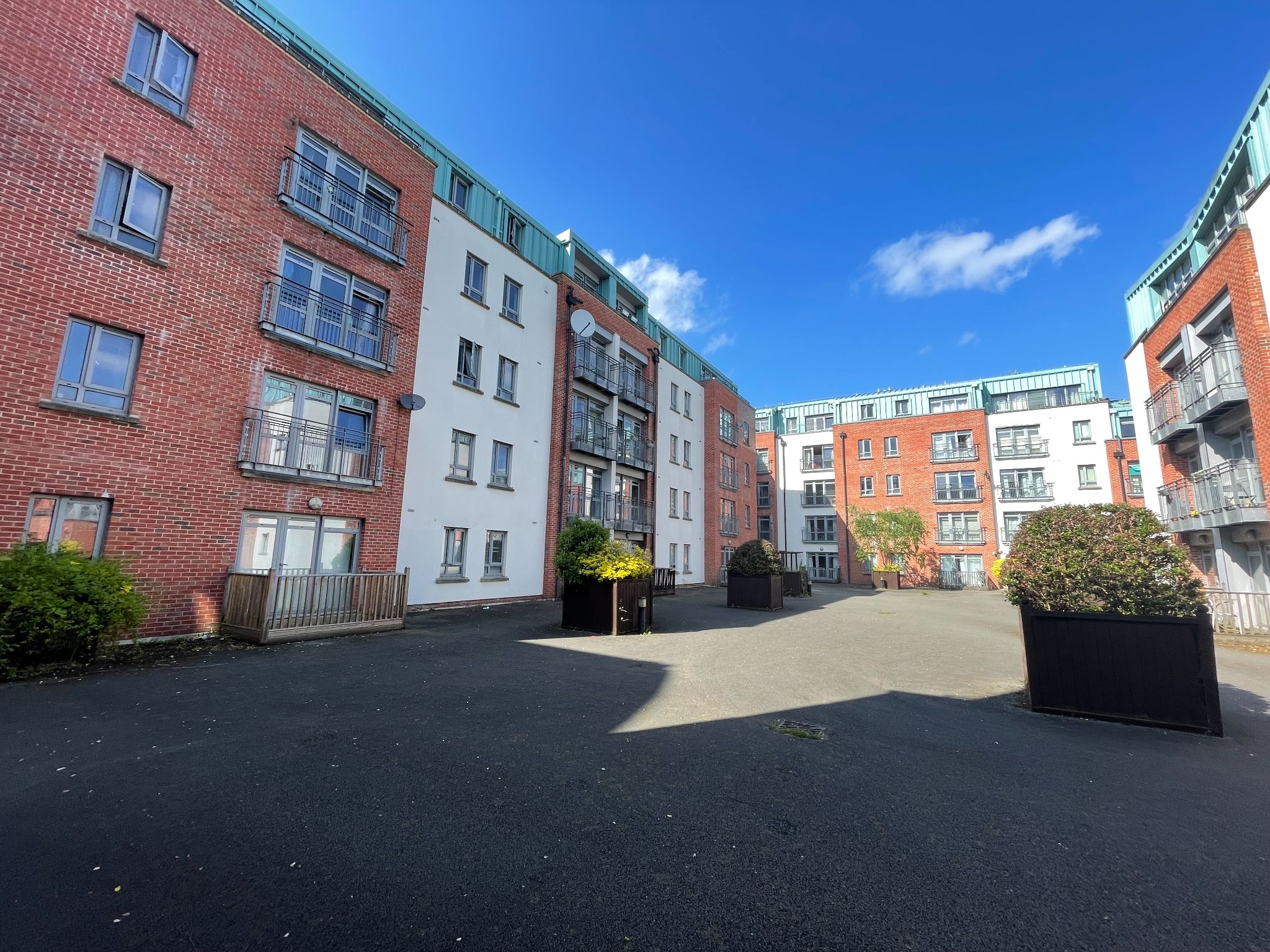 2 bedroom apartment flat/apartment For Sale in Coventry - Photograph 1.