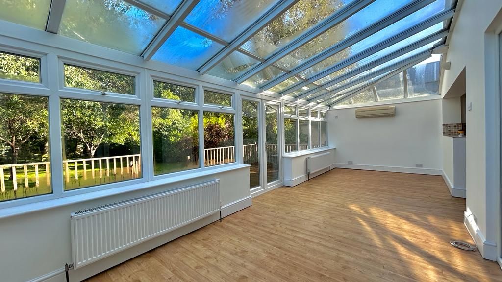 3 bedroom detached bungalow Sold in Coventry - Photograph 9.