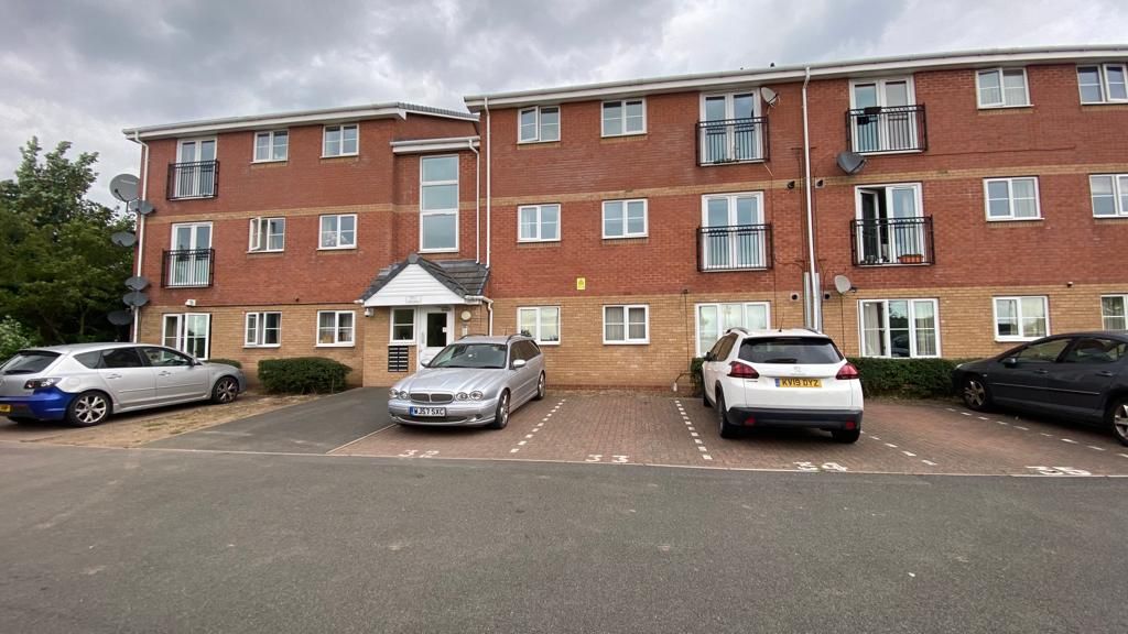 2 bedroom flat flat/apartment Let in Coventry - Photograph 1.