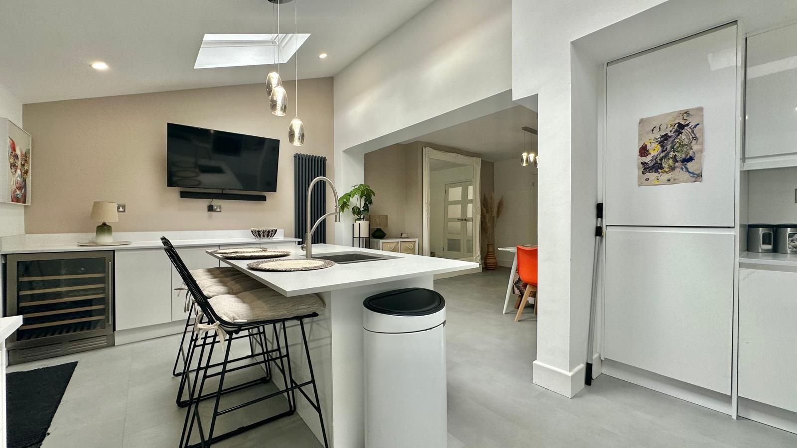 3 bedroom end terraced house For Sale in Coventry - Photograph 30.