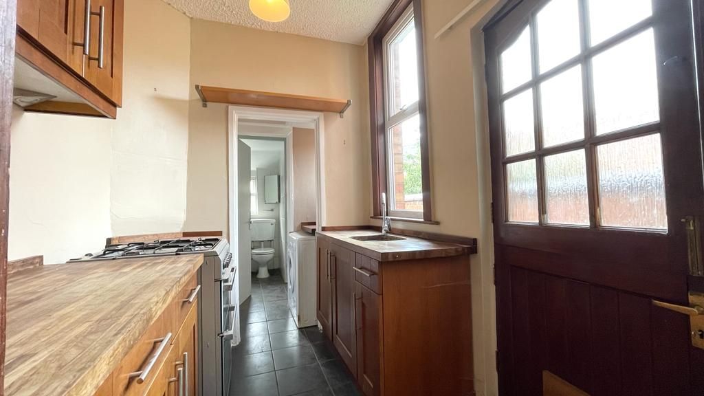2 bedroom mid terraced house Sold in Coventry - Kitchen.
