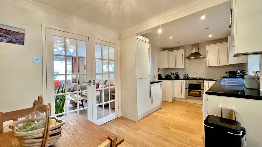 3 bedroom mid terraced house Sold in Coventry - Photograph 7.