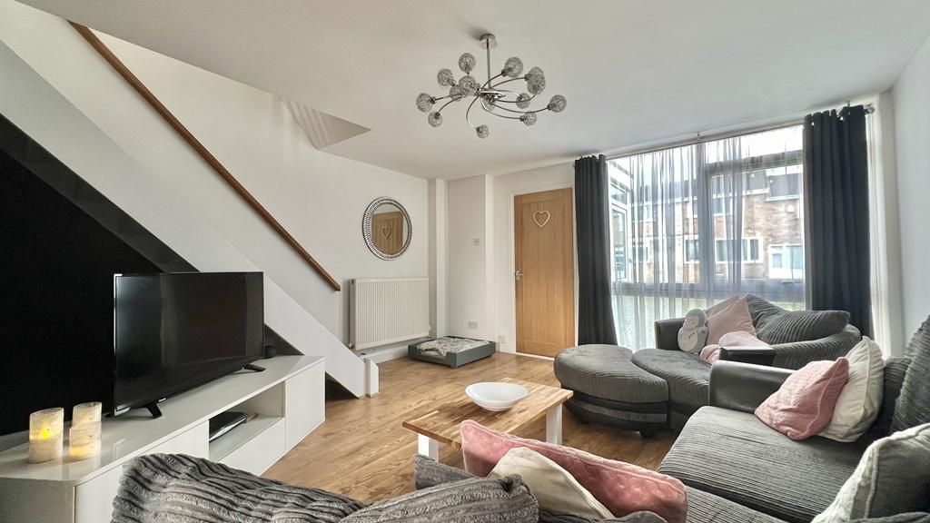 2 bedroom mid terraced house Sold in Coventry - Photograph 3.