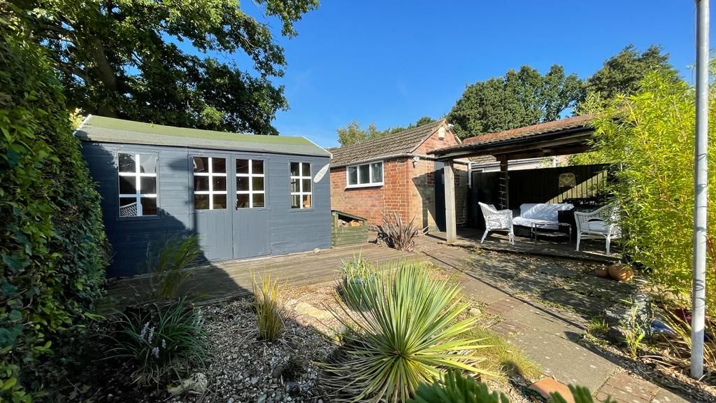 4 bedroom end terraced house Sold in Coventry - Rear Garden.