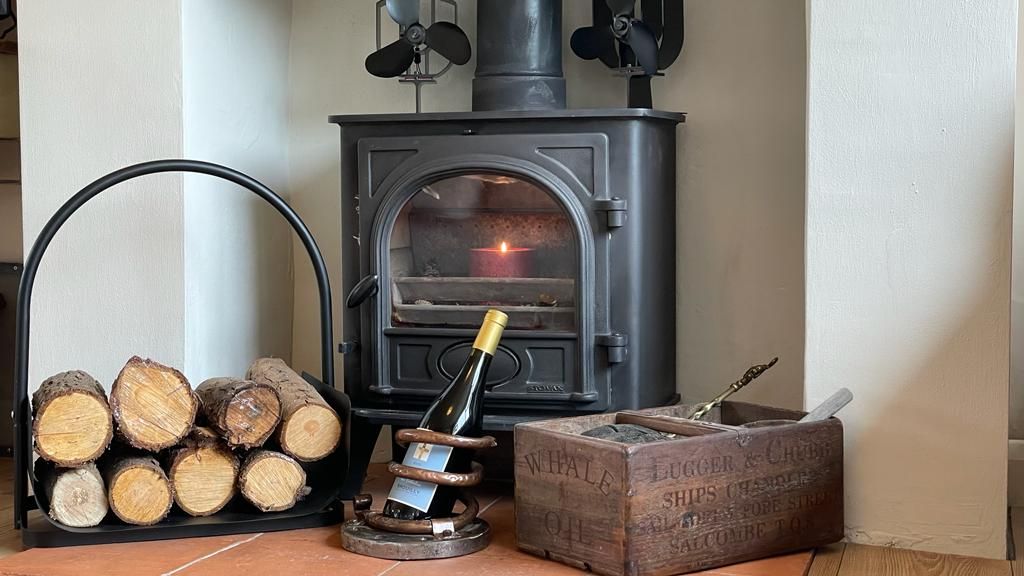 4 bedroom end terraced house Sold in Coventry - Log Burner.