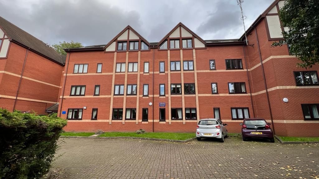 2 bedroom apartment flat/apartment Sold in Coventry - Photograph 1.
